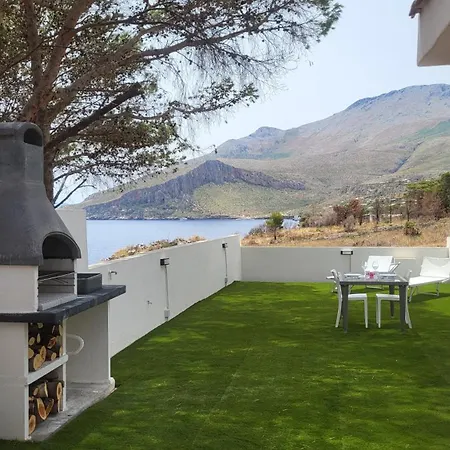 Sanvito - Sunrise & Sunset Holiday home